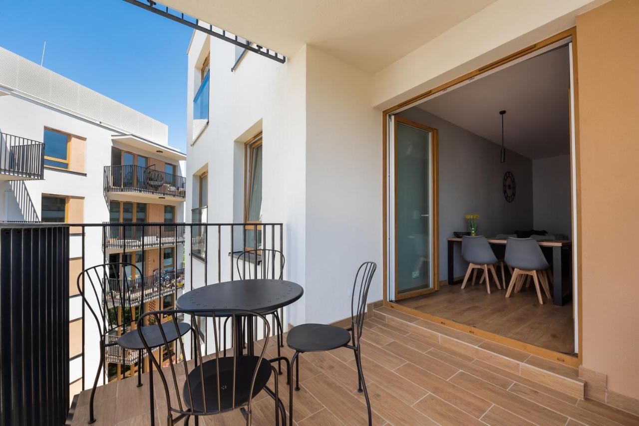 Wola Skwer Happy Apartment *