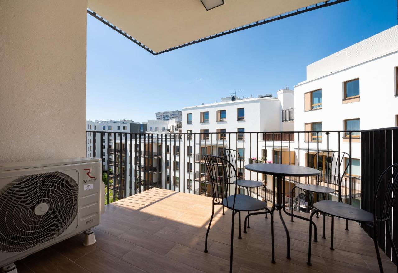 Wola Skwer Happy Apartment