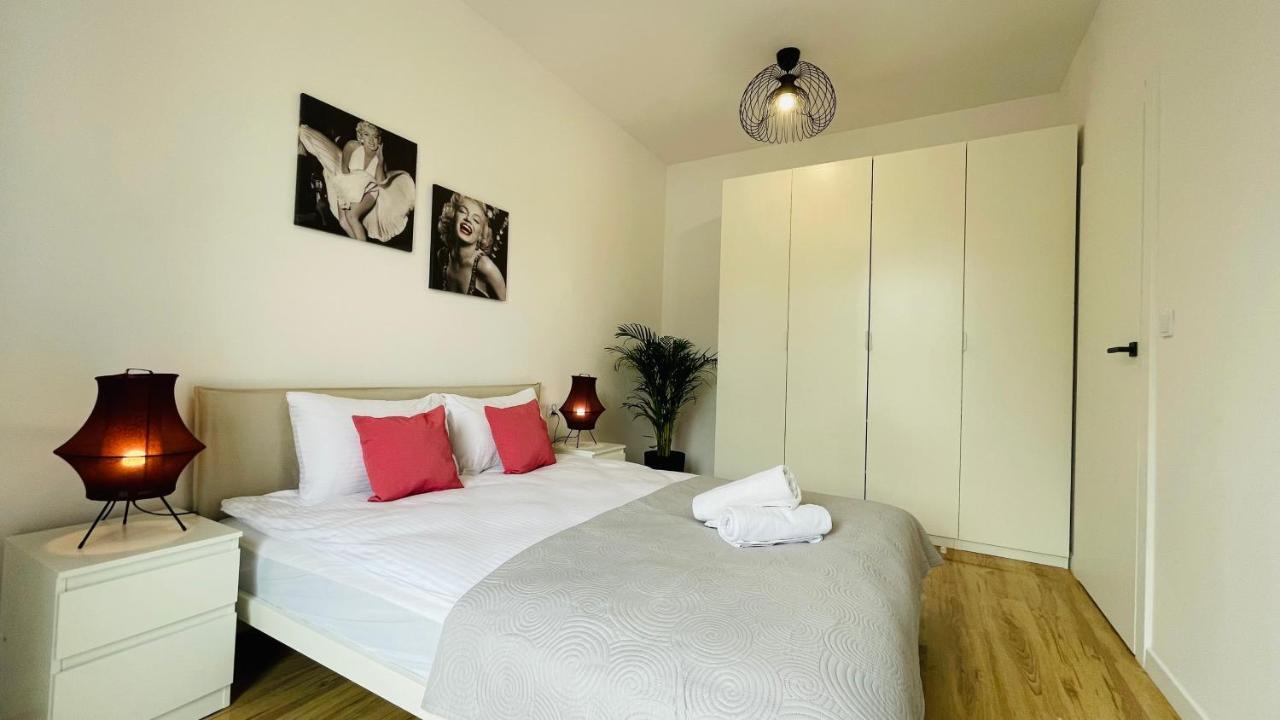 Apartament Jm Millennium Kaweczynska 37 *