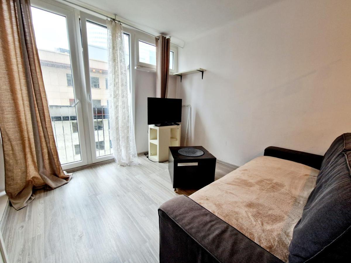 Apartment Center Subway Grzybowska 30m526