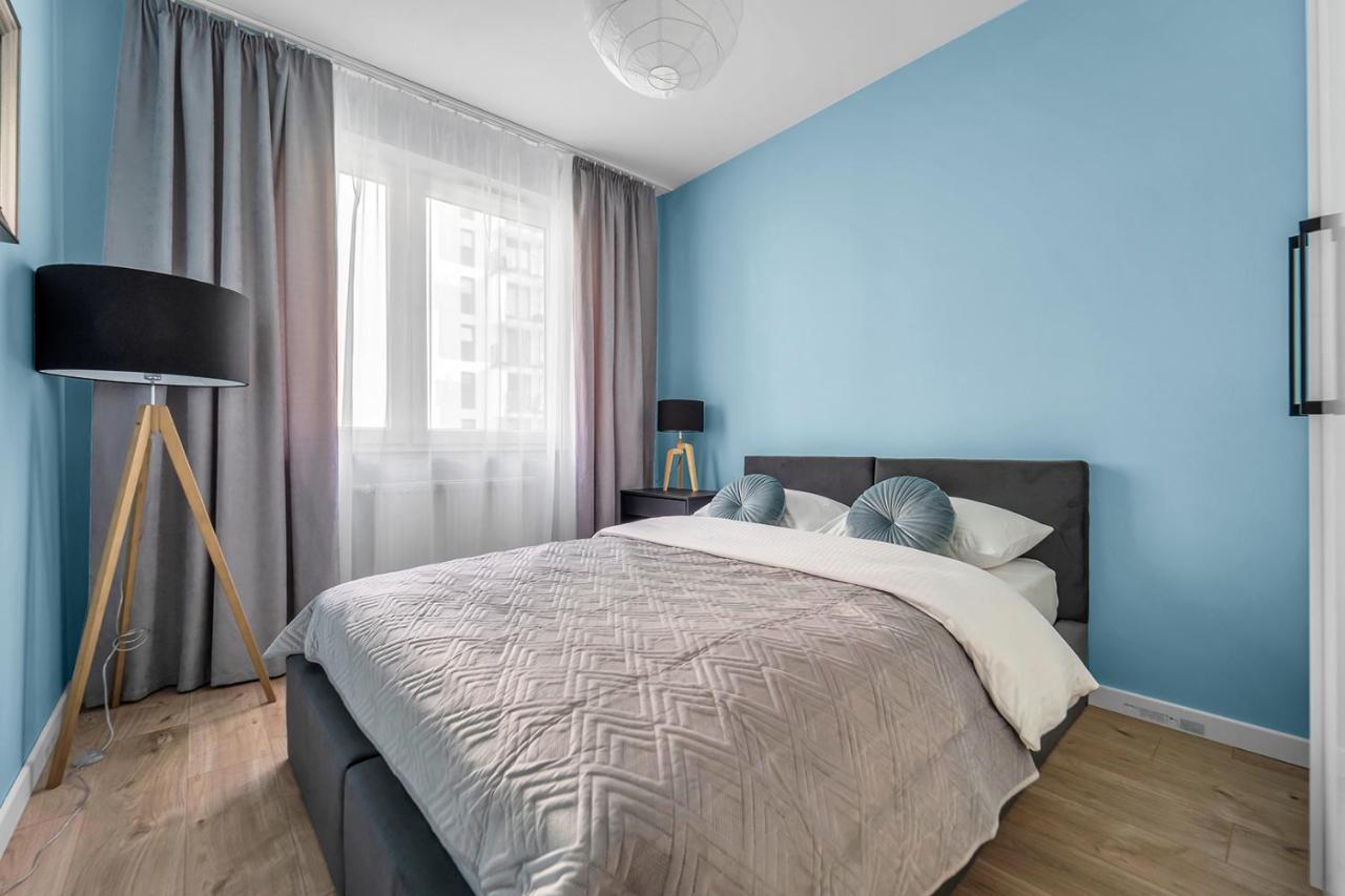 Ursus Comfy With Free Parking Apartment *