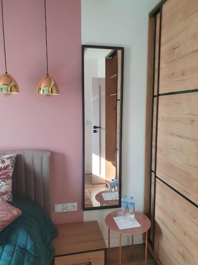 3 Pokojowy Lub W Mieszkaniu W Nowym Bloku Homestay