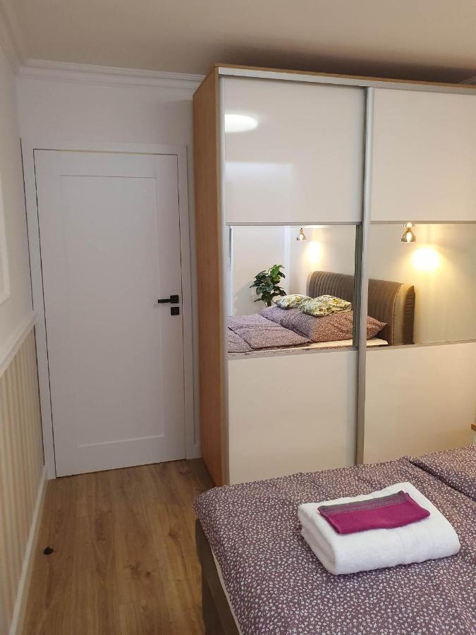 3 Pokojowy Lub W Mieszkaniu W Nowym Bloku Homestay
