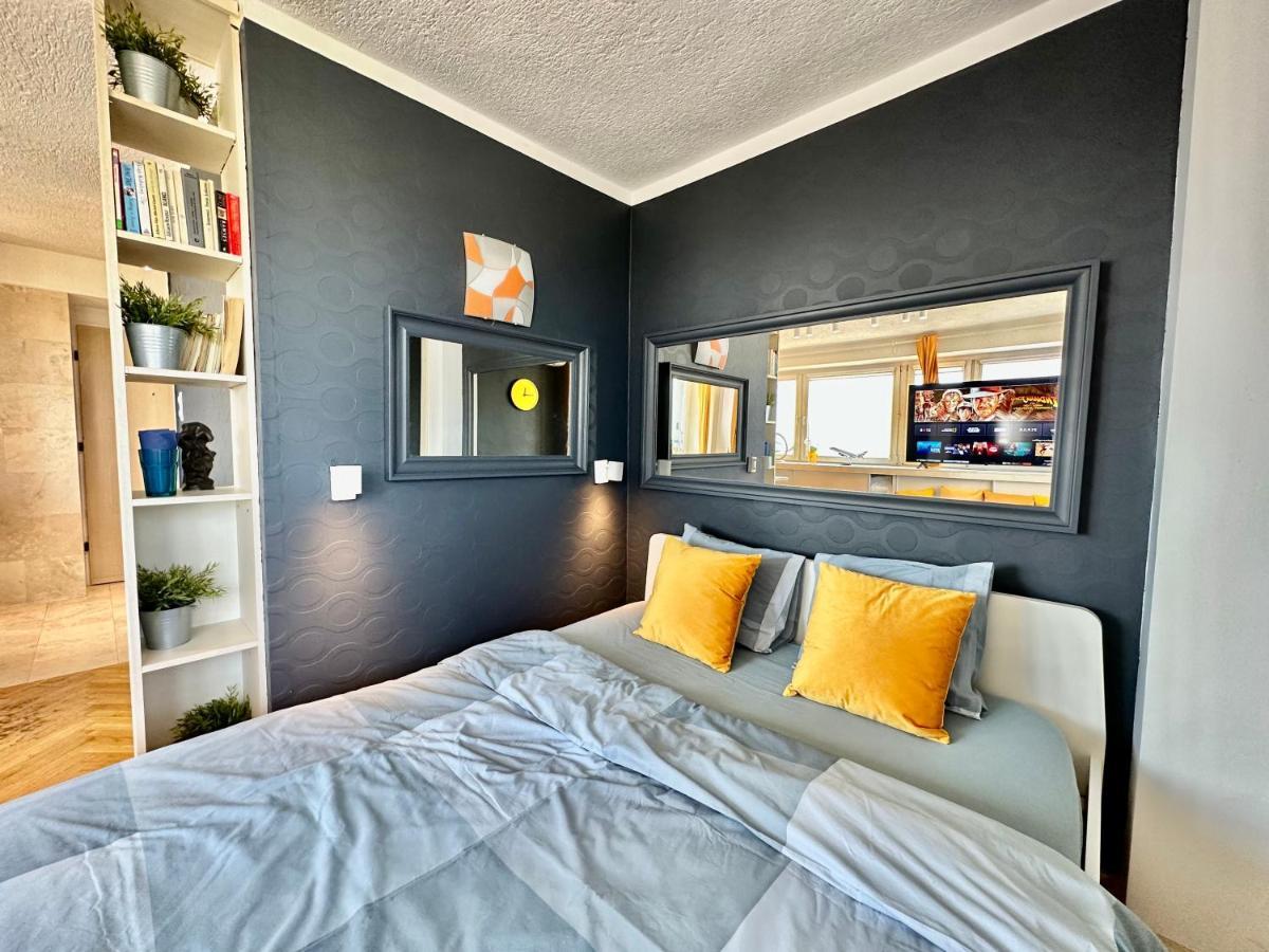 Sun Clima/ac Metro X2 Fast Wifi 500 Mbs 70'tv Netflix Appletv Hbo Apartment *