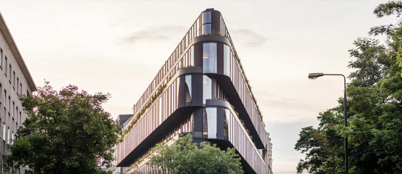 Sun Clima/ac Metro X2 Fast Wifi 500 Mbs 70'tv Netflix Appletv Hbo Apartment Warsaw