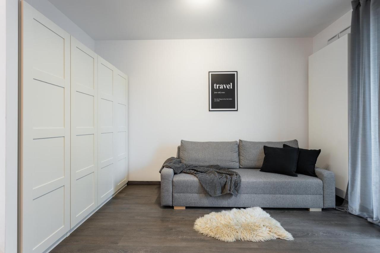 Golden Warsaw: Premium Building In Top Location *