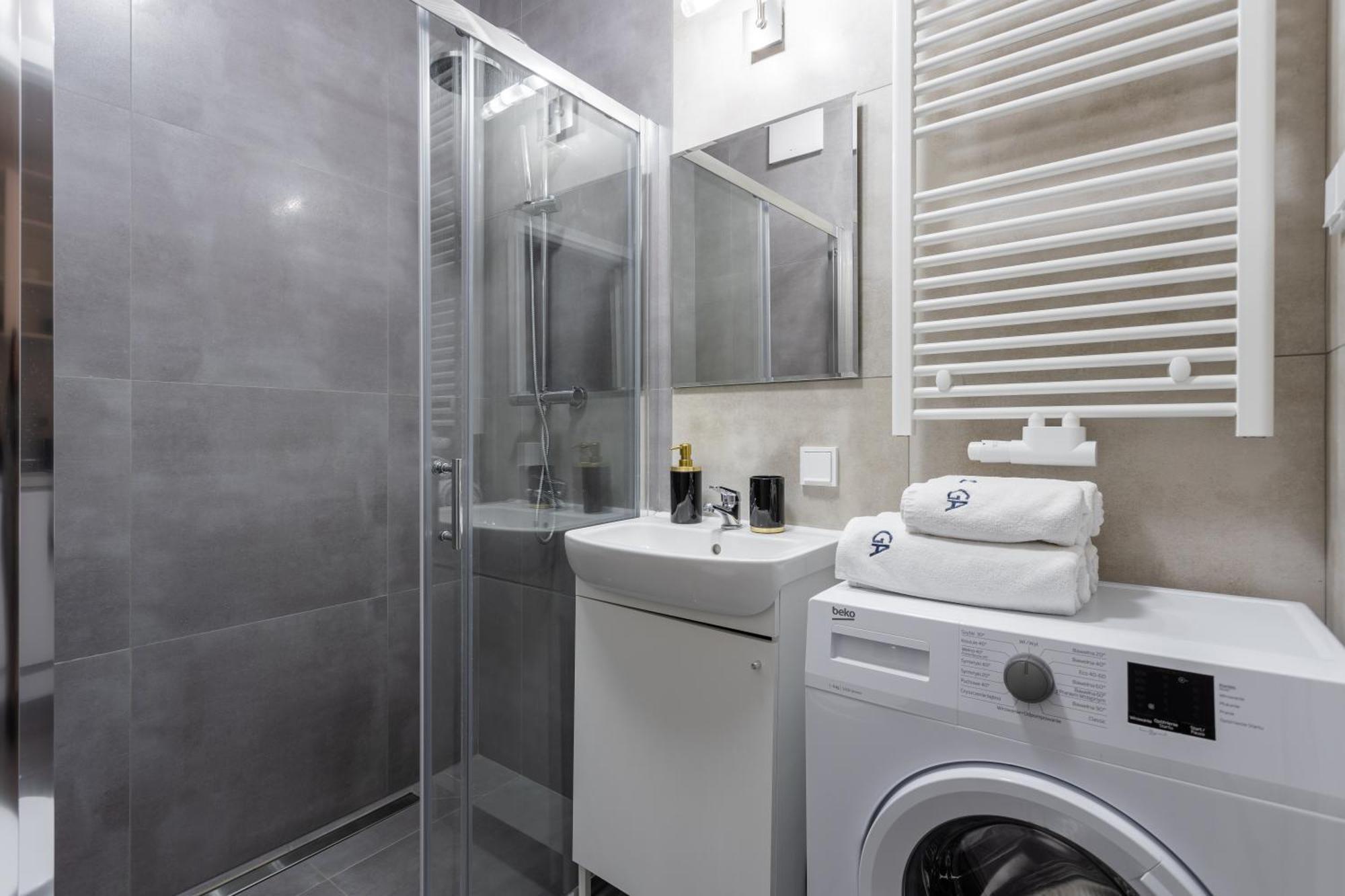 Golden Warsaw: Premium Building In Top Location Apartamento