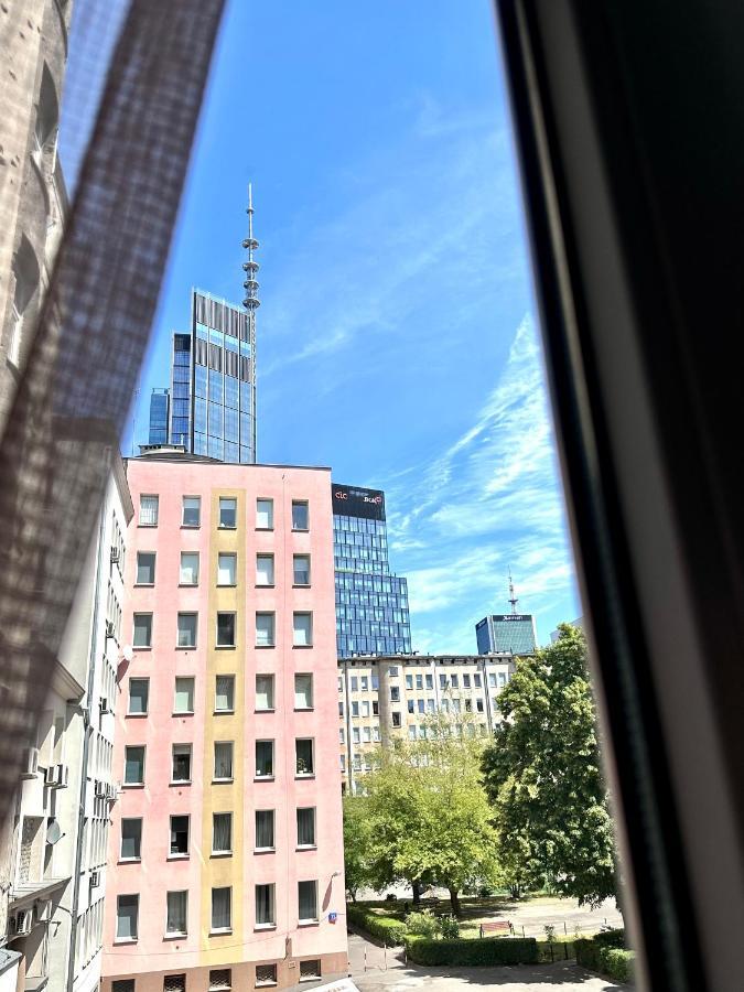Exclusive Chmielna Street 95m2 Warsaw