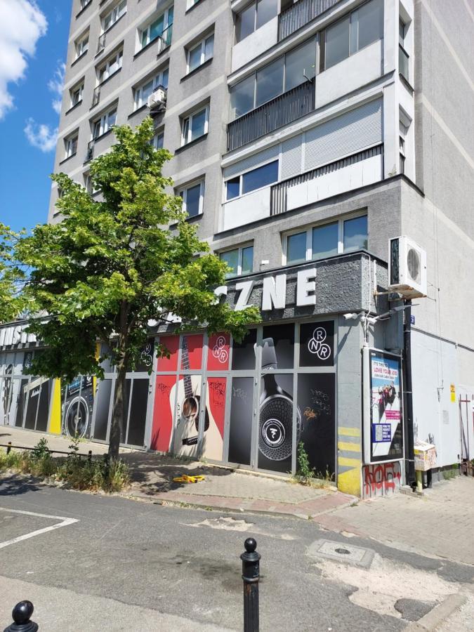 Apartament Polna Metro Apartment *