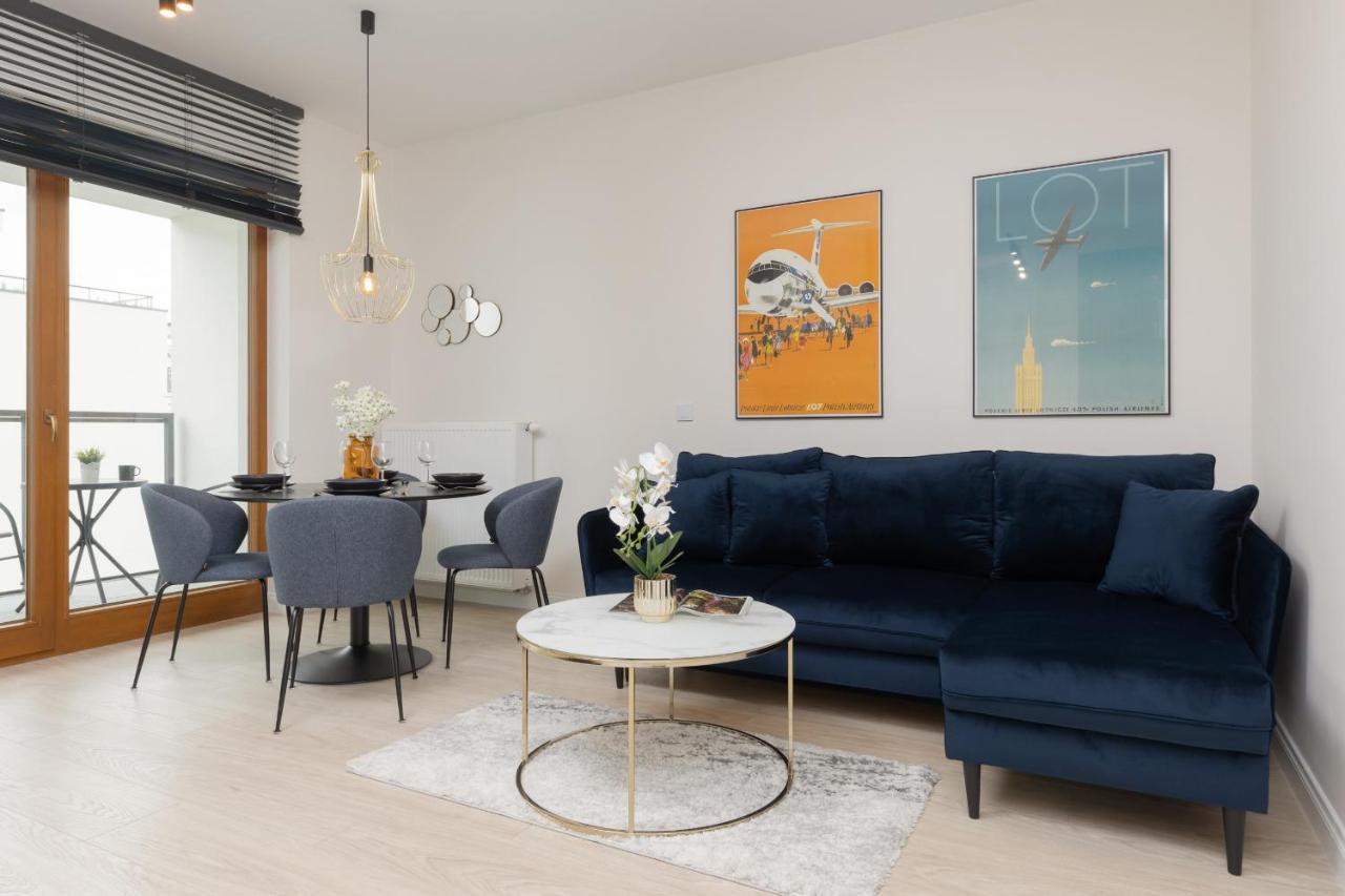 Pozytywny Mokotow With Balcony By Renters Apartment *
