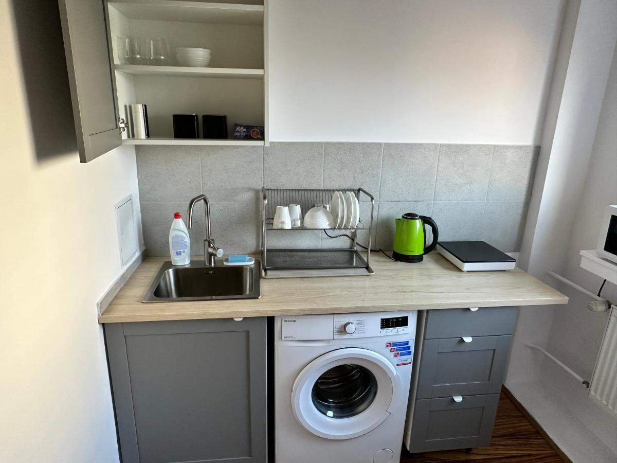 Apartament Wawa App 39 *