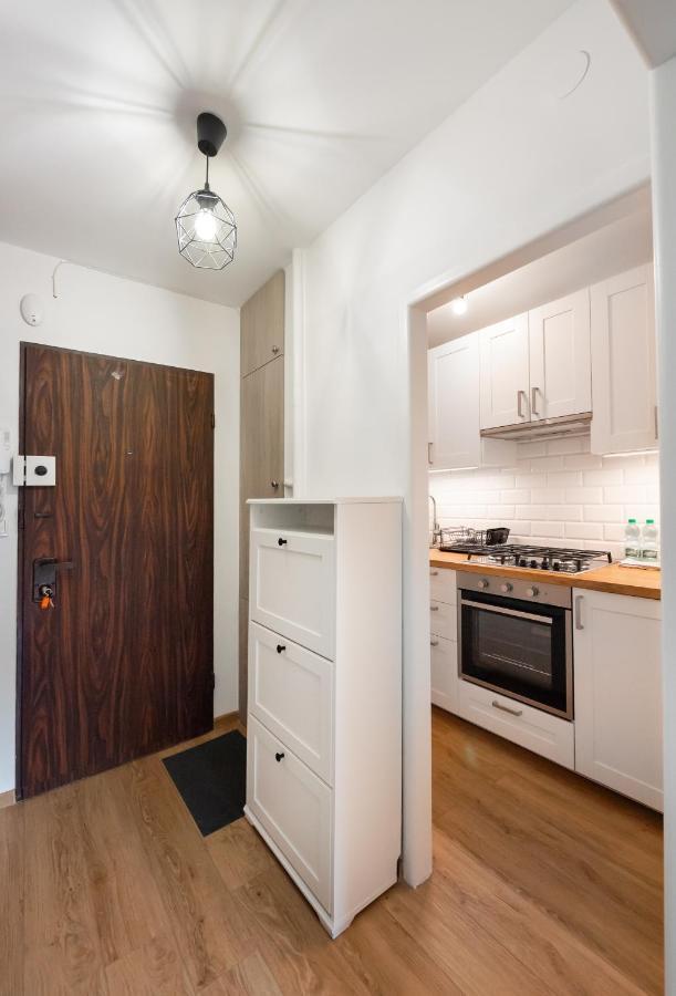 Ochota Standard Apartment *
