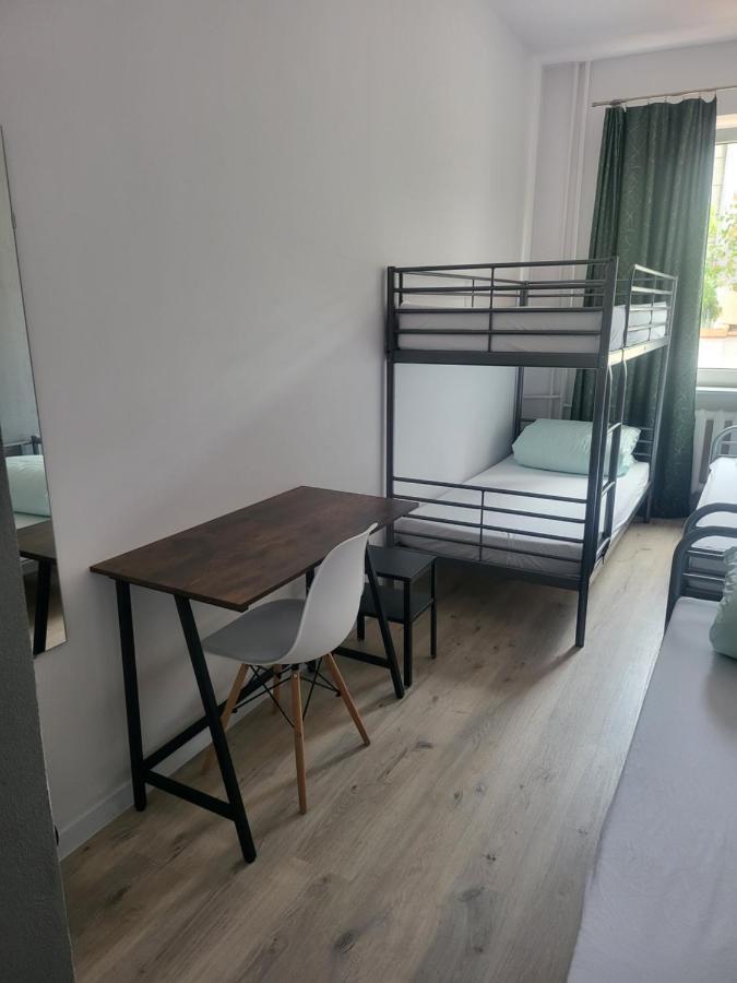 Rooms4rest Wiertnicza - Private For Tourists - Atr Consulting Sp, Z O,o, Warsaw