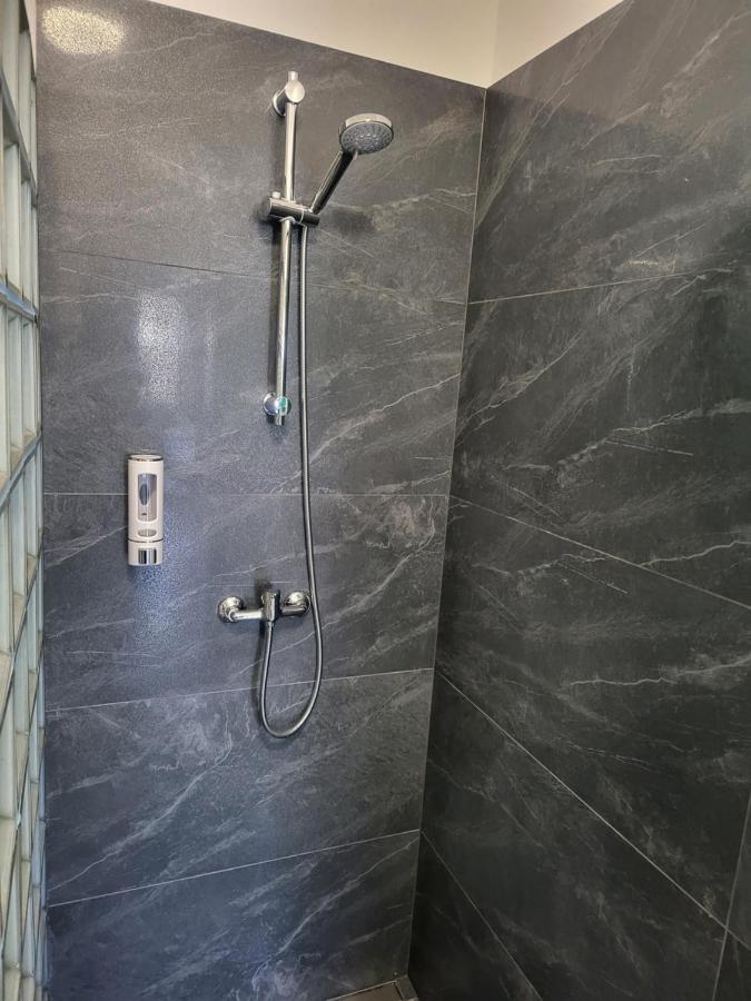 Rooms4rest Wiertnicza - Private For Tourists - Atr Consulting Sp, Z O,o, *