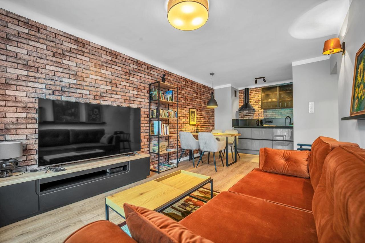 Apartment Grzybowska 9 Warsaw