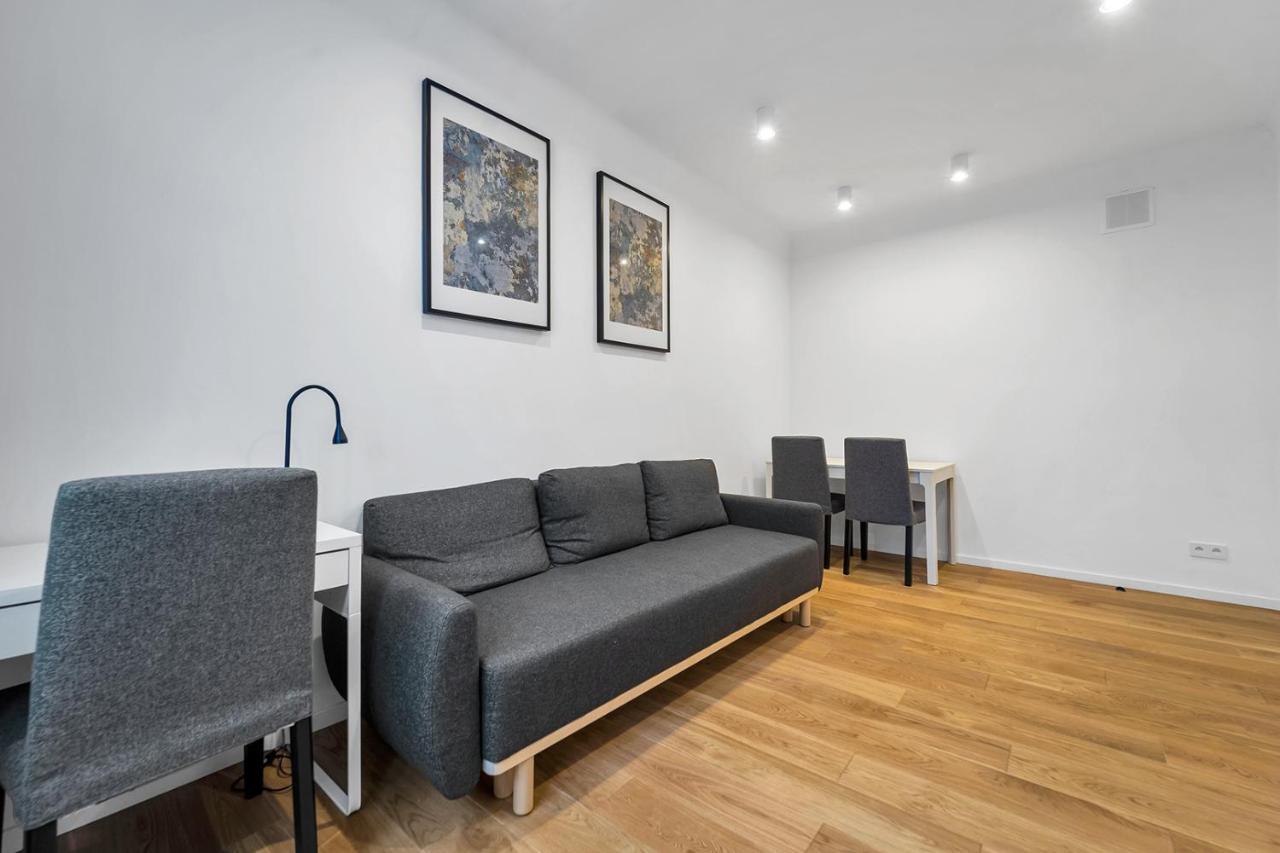 Dzielna Standard Apartment *