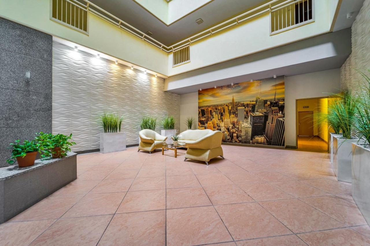 Apartment Fabryka Norblina - Top Location, Aircon, City View - By Rentujemy