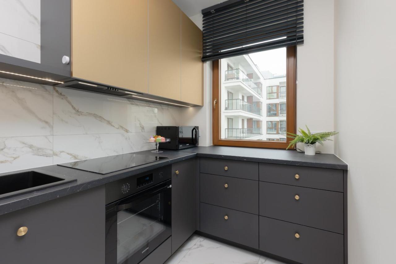 Pozytywny Mokotow With Balcony By Renters * Warsaw