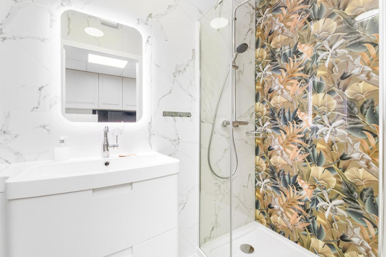 Apartment Bliska 17 A By Homeprime Warsaw