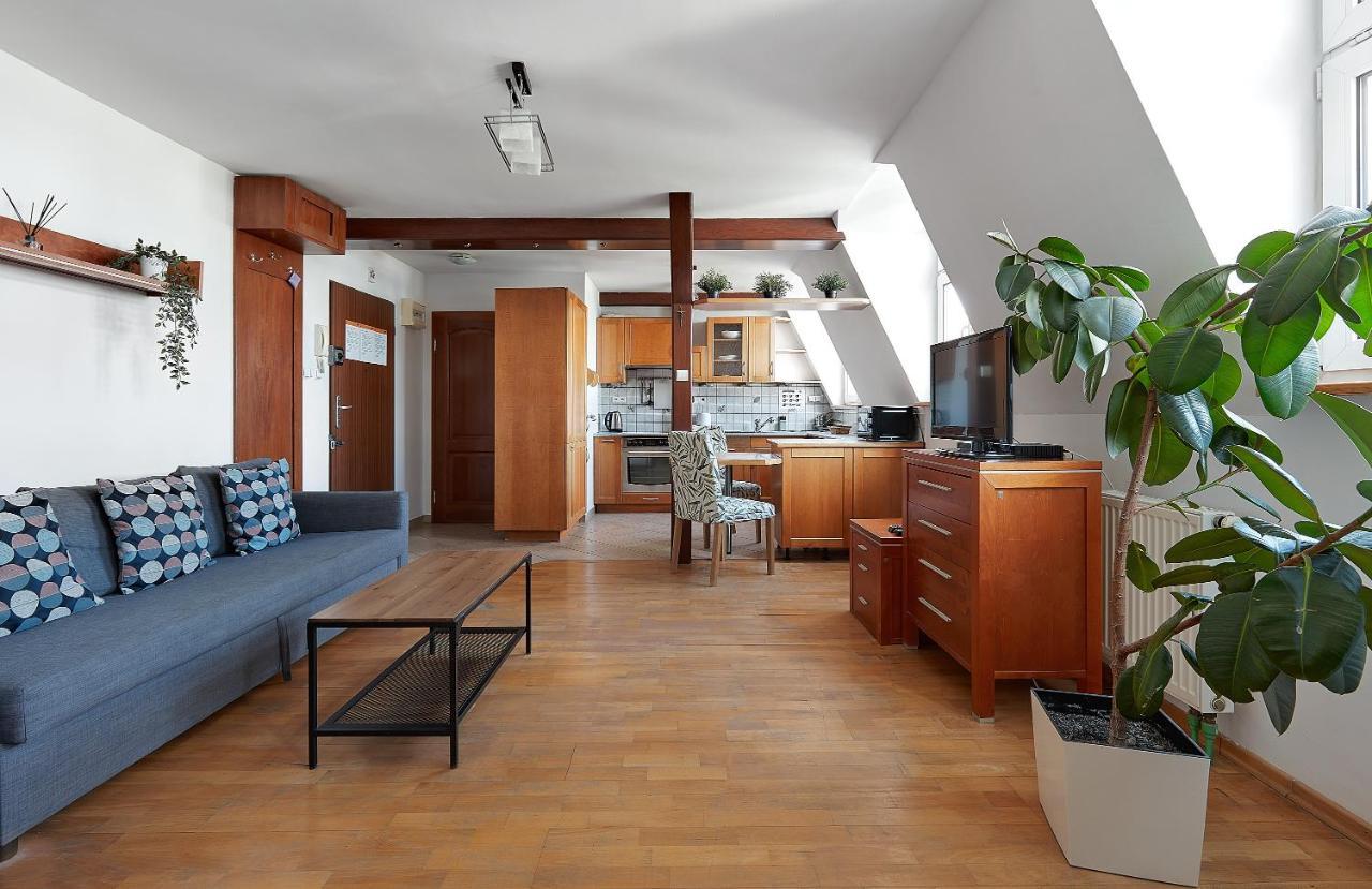 Tatamka Apartment Warschau