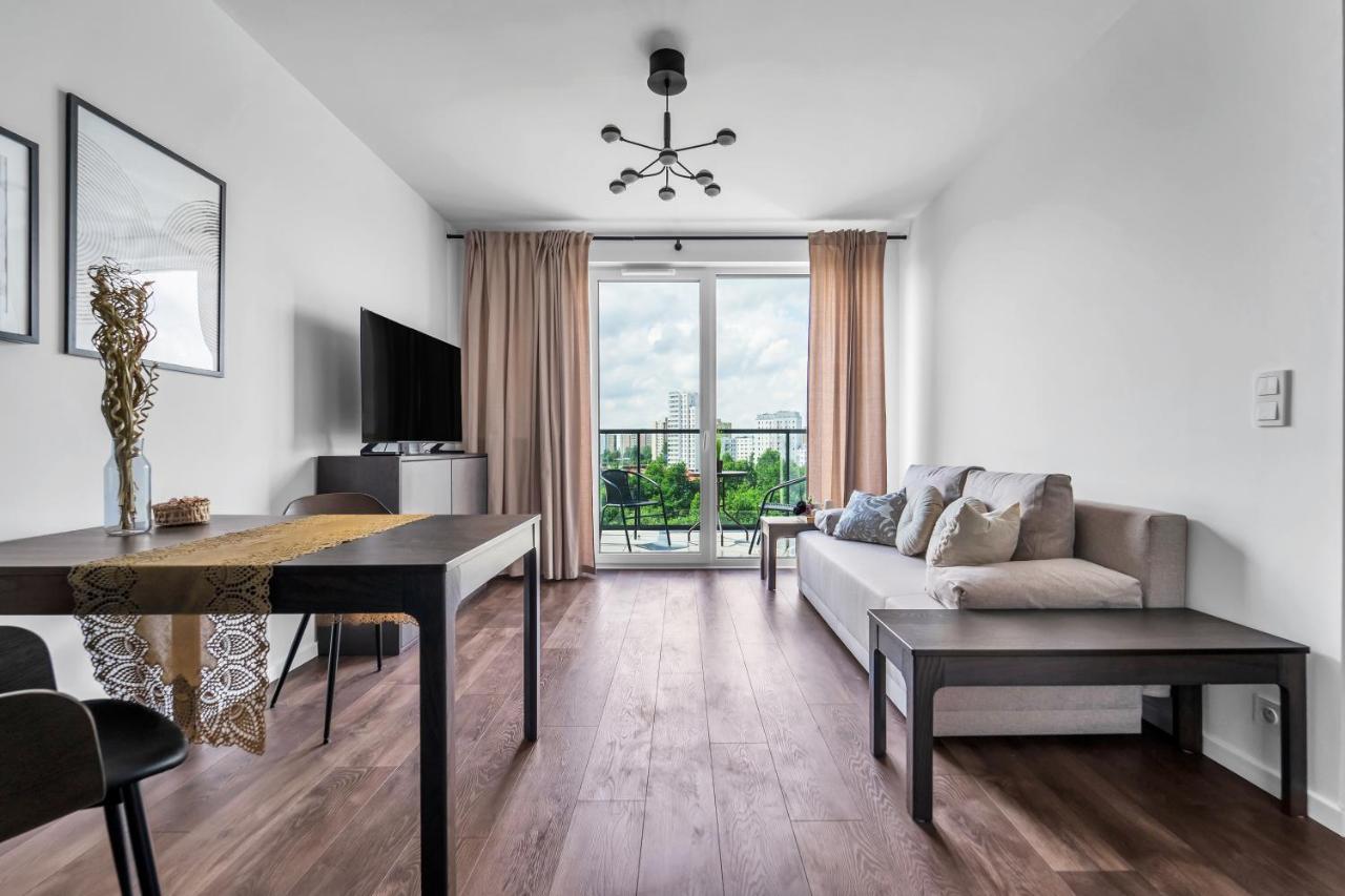 Galeria Polnocna - 45m2, Parking, Balcony - By Rentujemy * Warschau