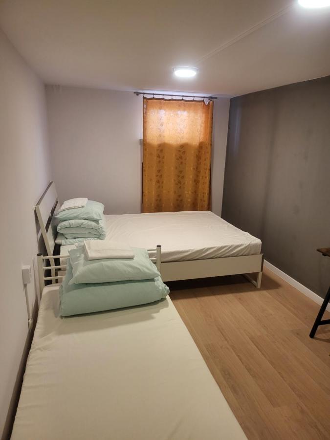 Rooms4rest Wiertnicza - Private For Tourists - Atr Consulting Sp, Z O,o, Hostel *
