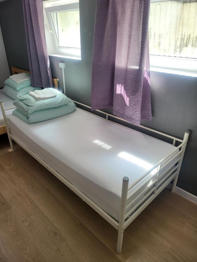 Hostel Rooms4rest Wiertnicza - Private For Tourists - Atr Consulting Sp, Z O,o,