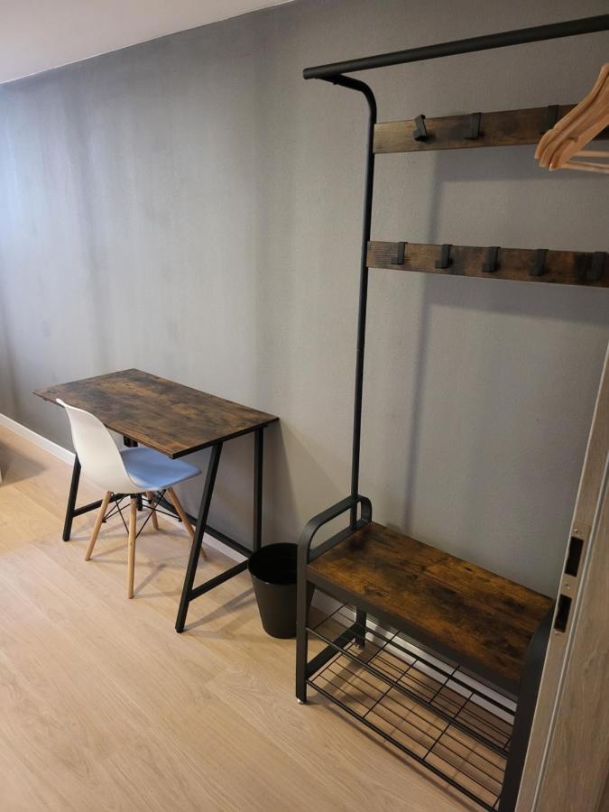 Rooms4rest Wiertnicza - Private For Tourists - Atr Consulting Sp, Z O,o, Warsaw