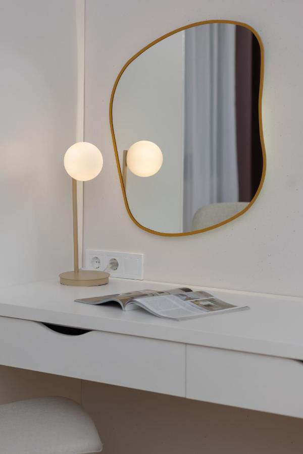 Bright Kasprzaka Wola Near Metro Station By Renters Apartment