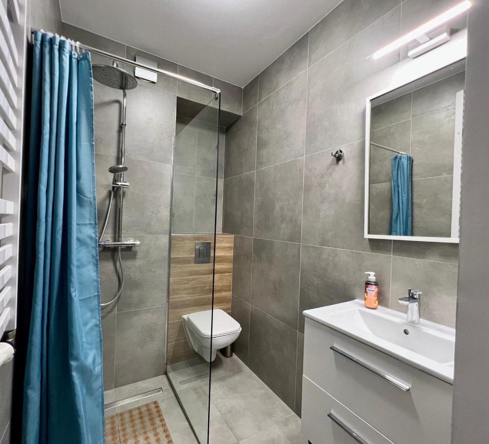 Apartamento K22 Large Family Komputerowa