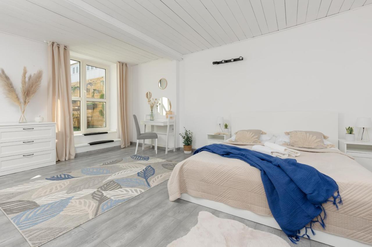 Metro Plac Wilsona Mickiewicza By Renters