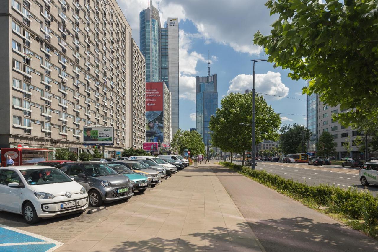 Metro Rondo Onz Comfort Apartament *