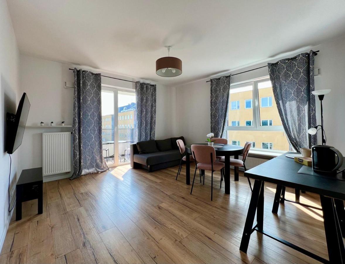 Apartament K22 Large Family Komputerowa *