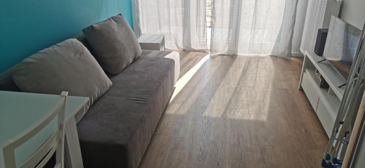 Nowy 1 Z 2 Pokoi W Mieszkaniu W Ursusie Homestay Warsaw