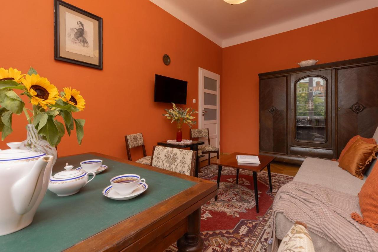 New Town Square For 5 Guests By Renters Varsóvia