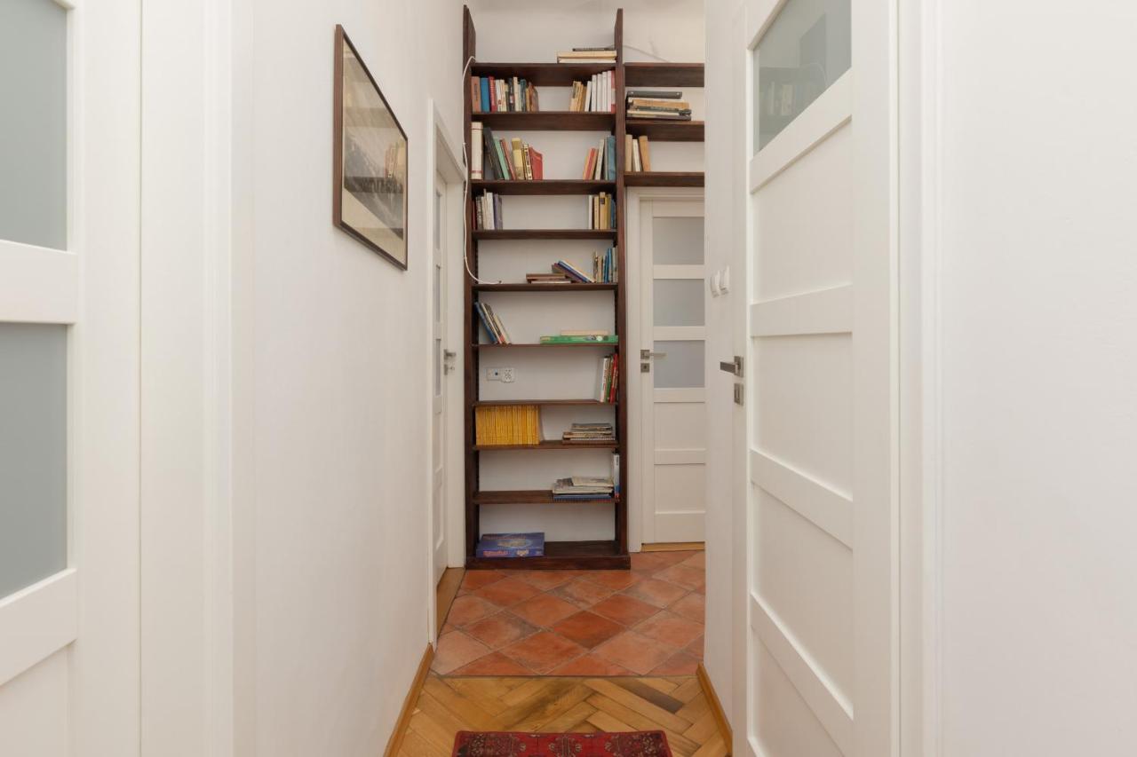 Apartamento New Town Square For 5 Guests By Renters *