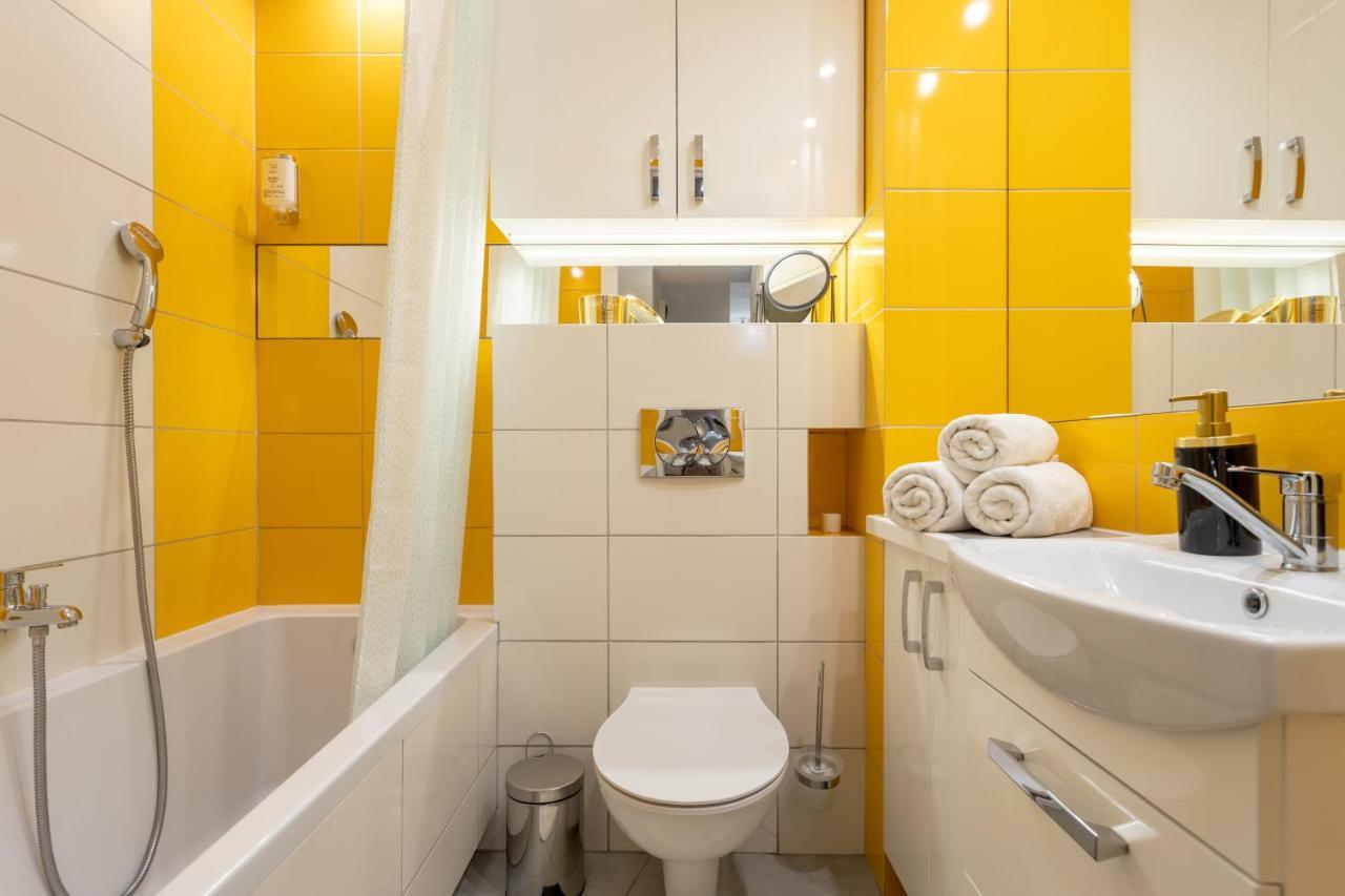 Căn hộ Golden - Cozy And Bright In The Center- Zamenhofa Warsaw