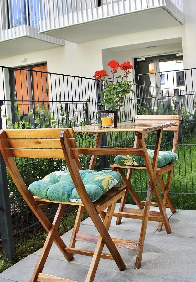 Luxapartmentwarszawa Z Bezplatnym Podziemnym Parkingem Apartment Warsaw