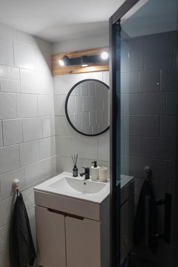 The Good Powisle 3 Bedrooms Varsóvia