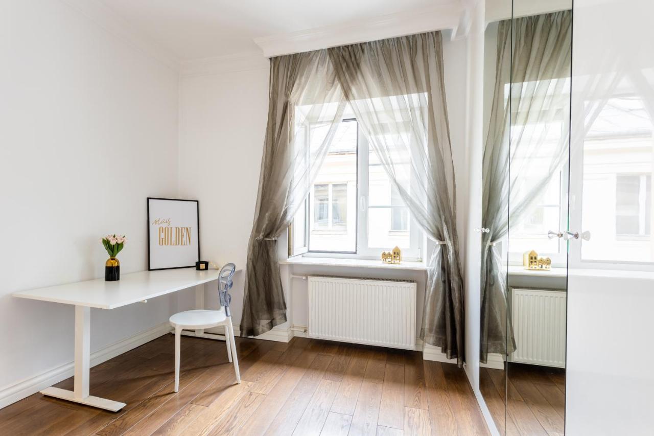 Golden - Stylish And Luxury - Podwale Apartment Warsaw