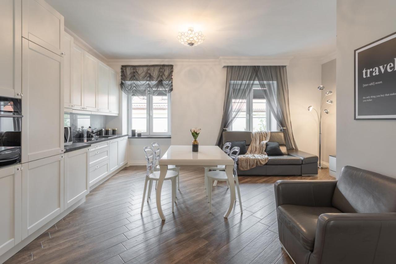 Golden - Stylish And Luxury - Podwale Apartment