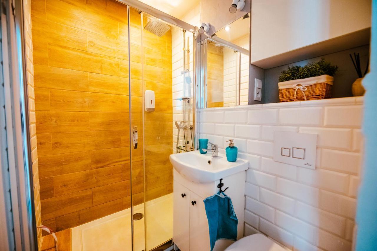 Apartament Mirowska