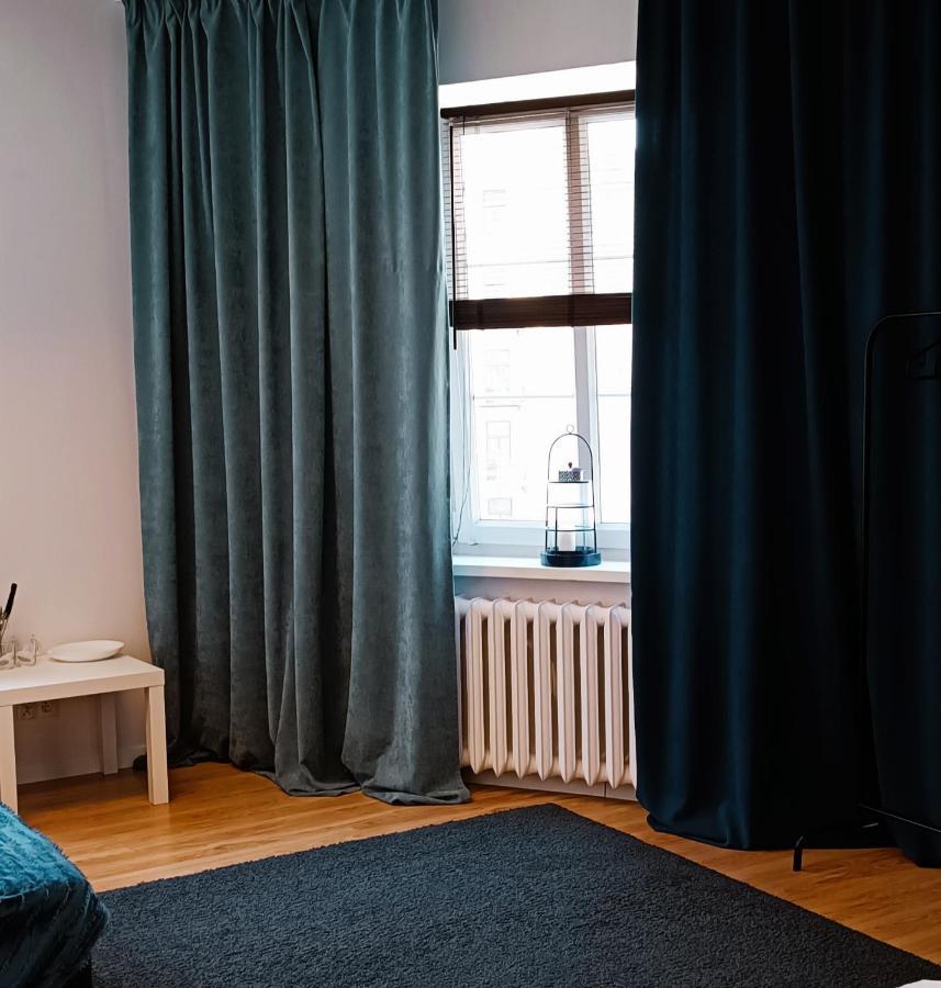 Duzy Prywatny Blisko Starego Miasta. 7 *