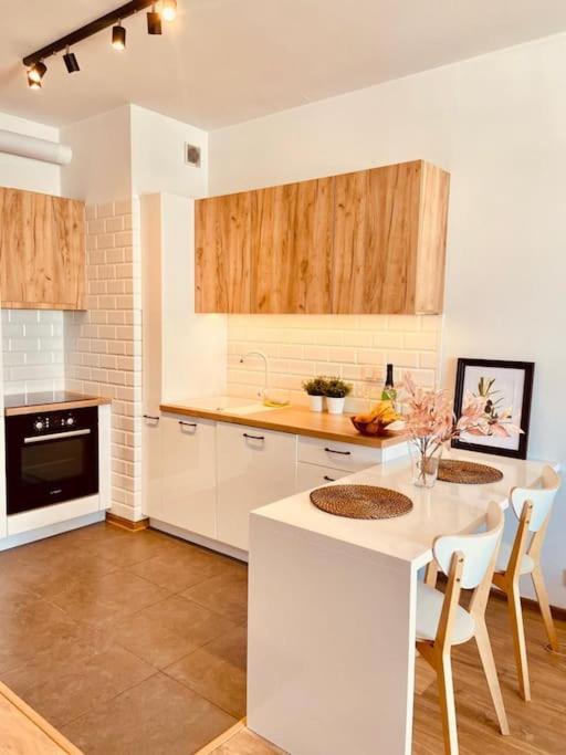 Apartamento Spacious,stylish And Comfortable 2 With Million Dollar View Varsóvia