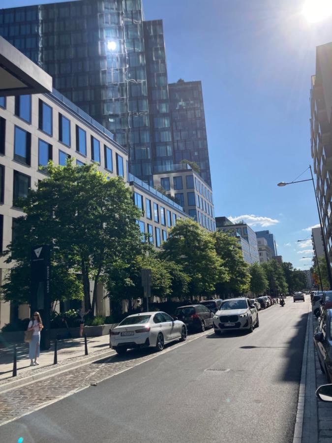 Cozy Downtown Srodmiescie Apartment: Entertainment Hub With Wi-fi Apartment
