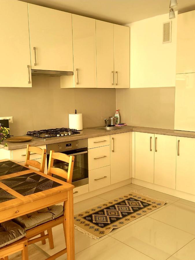 Apartament Centrum Grzybowska Apartment Warsaw