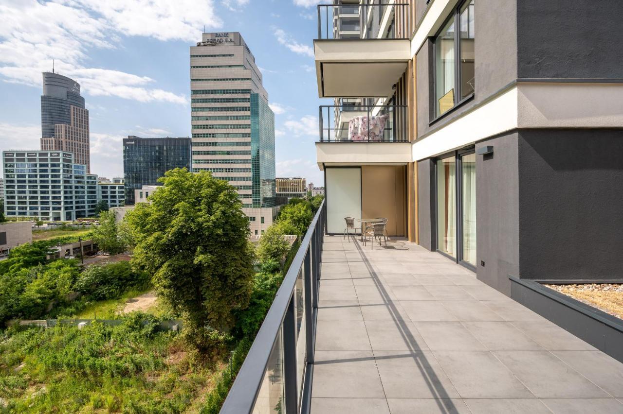 Unique Tower Business View Apartment Warsaw