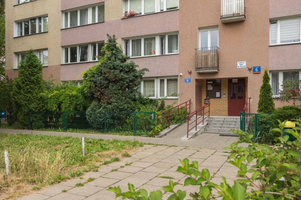 Ochota Wooden Apartment Warsaw