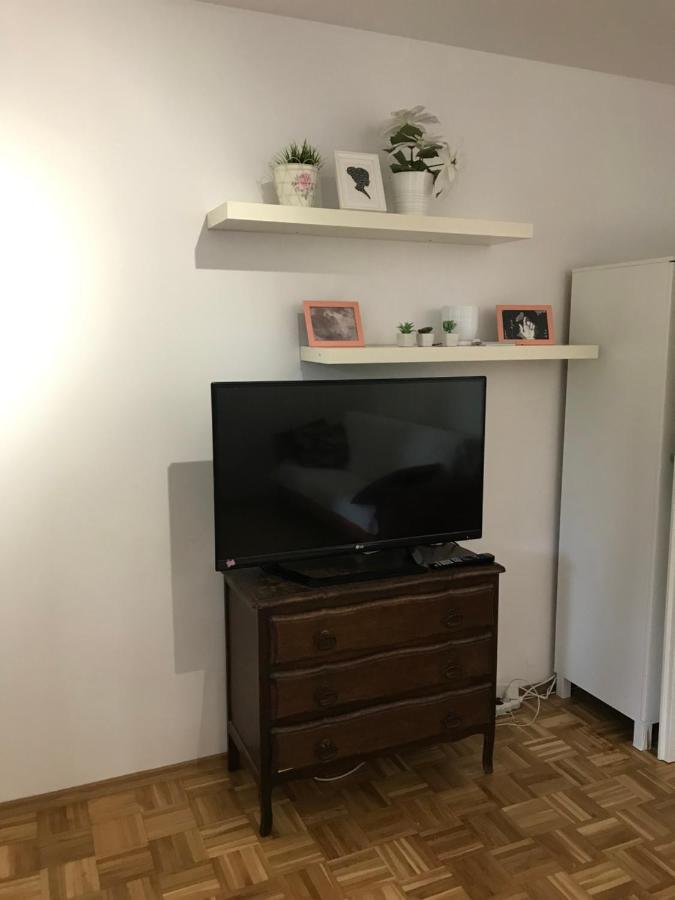 Spokojne Mieszkanie Blisko Lotniska Chopina Apartment Warsaw