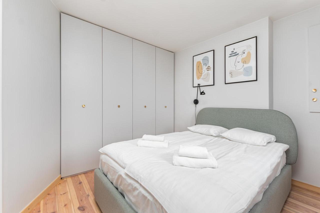 Apartment Walecznych 51 By Homeprime